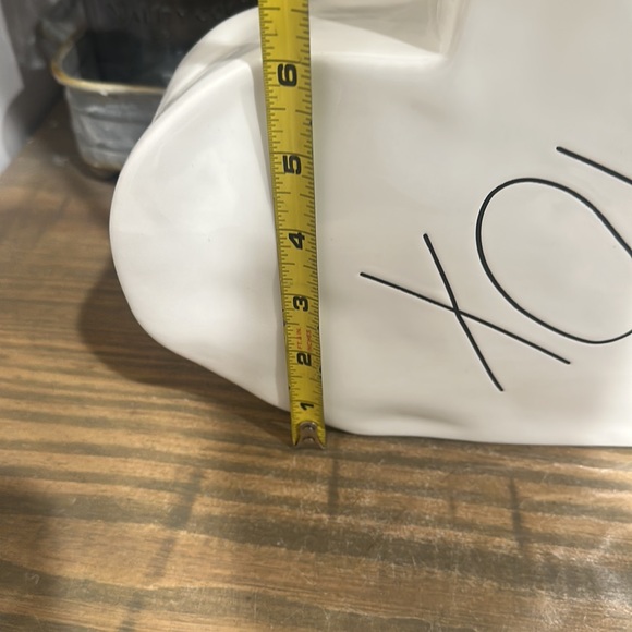 Rae Dunn XOXO Ceramic Heart - Picture 9 of 10